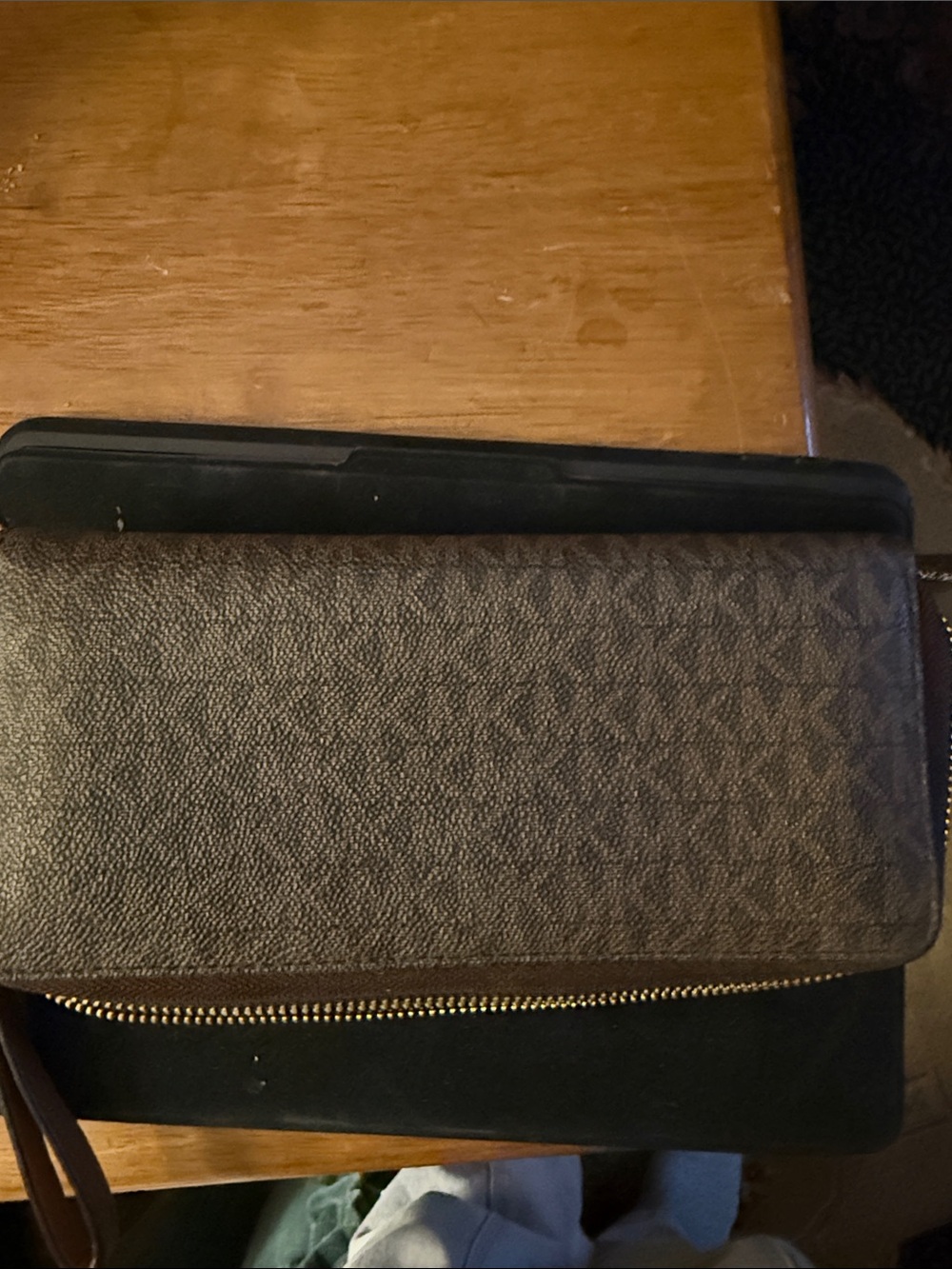 Michael Kors Dark Brown Signature Zip Wristlet Wallet with Gold Logo - Picture 4 of 4